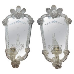 Fino par de apliques de Murano de una luz, Italia 1940.