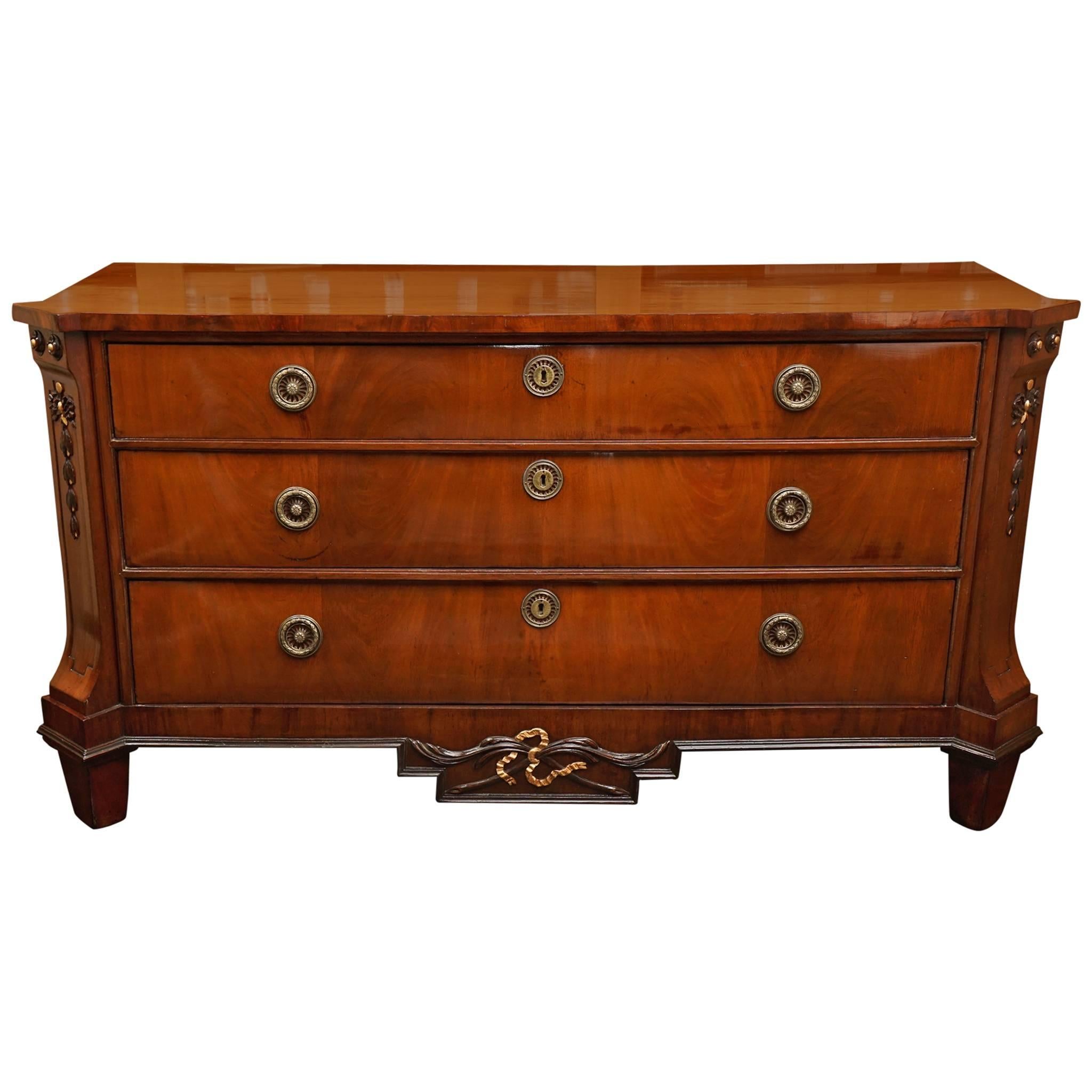 Late 18th Century Dutch Neoclassical Mahogany  Large Commode For Sale