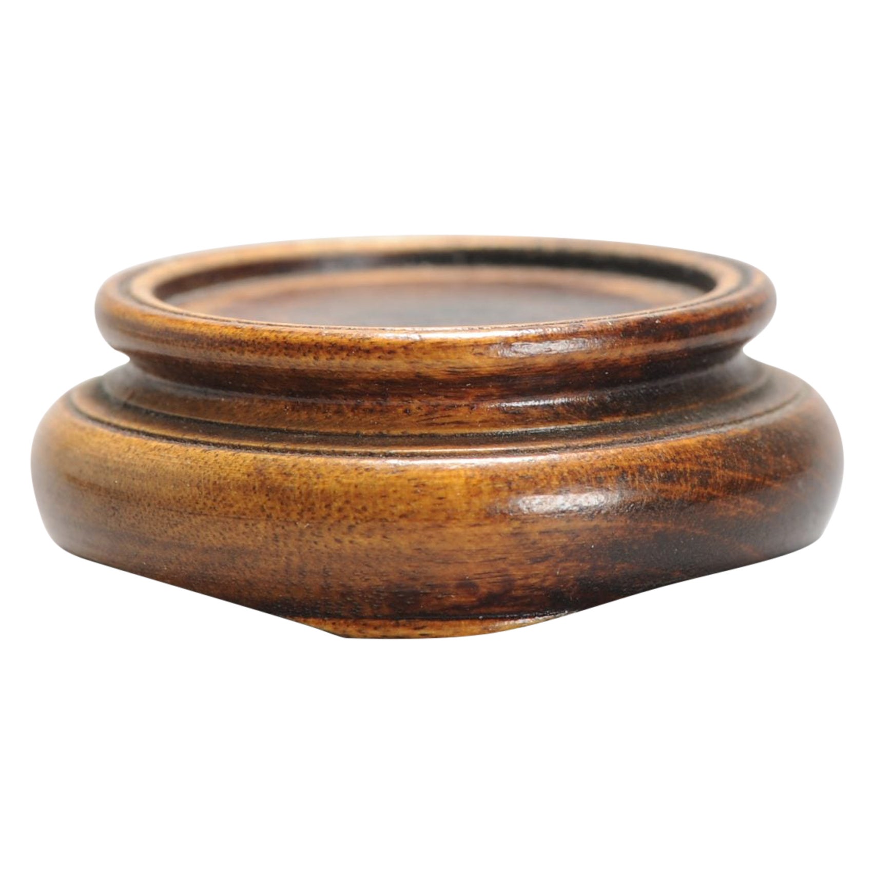 Soporte antiguo de madera para miniaturas de porcelana china o japonesa, Siglo XIX
