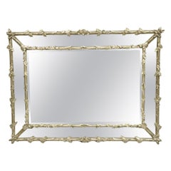Specchio da parete Friedman Brothers Hollywood Regency d'argento dorato in finto Boi d'epoca