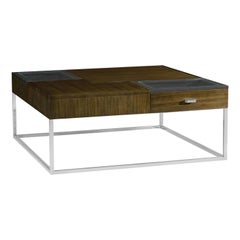 Moderner quadratischer Cocktailtisch