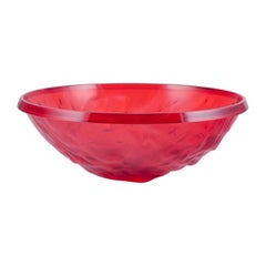 Mario Bellini para Kartell, Italia. Gran cuenco "Luna" de plástico rojo.