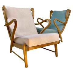 Paire de chaises à oreilles sculpturales danoises en Oak des années 1940 attribuées à Otto Færge