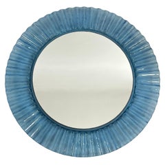 Specchio da parete circolare in acrilico azzurro 1970, vecchio stock di magazzino
