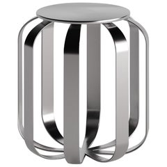 Taburete de acero inoxidable Cage de Tuğçe Geyik