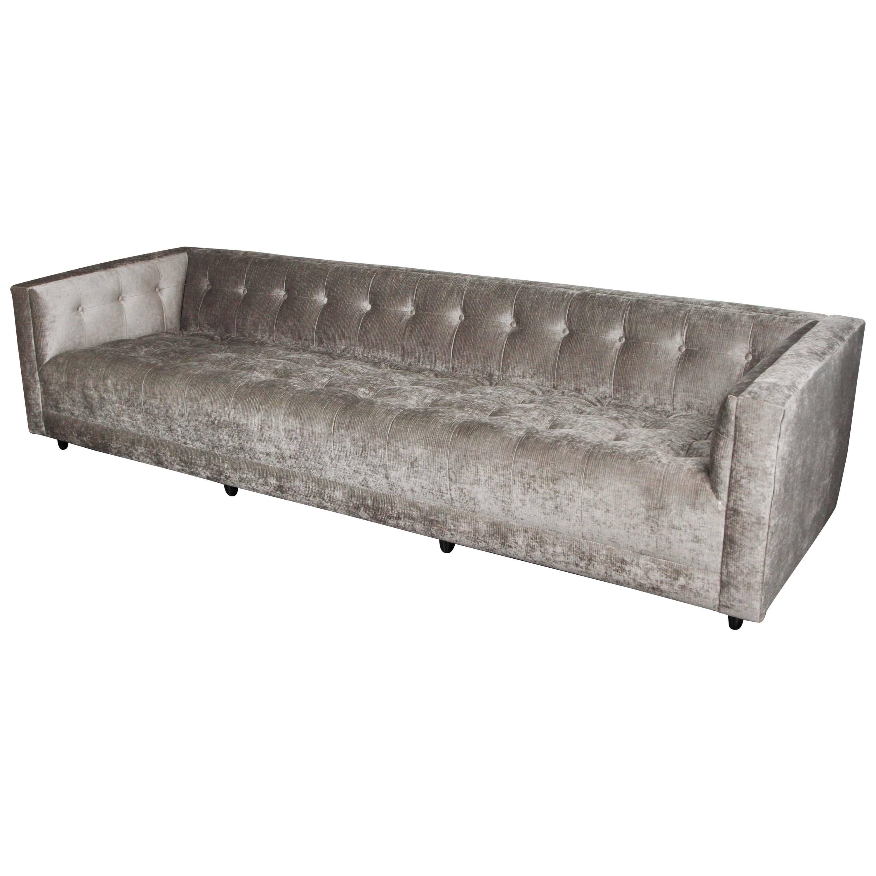 Elegant Biscuit Tufted Sofa