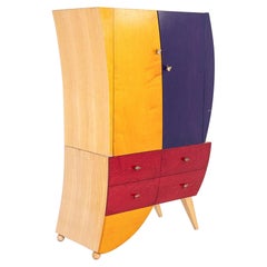 Postmoderner skulpturaler Studio Craft Farbblock-Ahornschrank / Schrank, 1990er Jahre