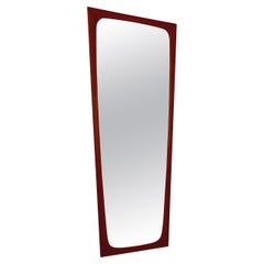 Espejo de pared danés de madera de teca de la Modernidad de mediados de siglo, años 60
