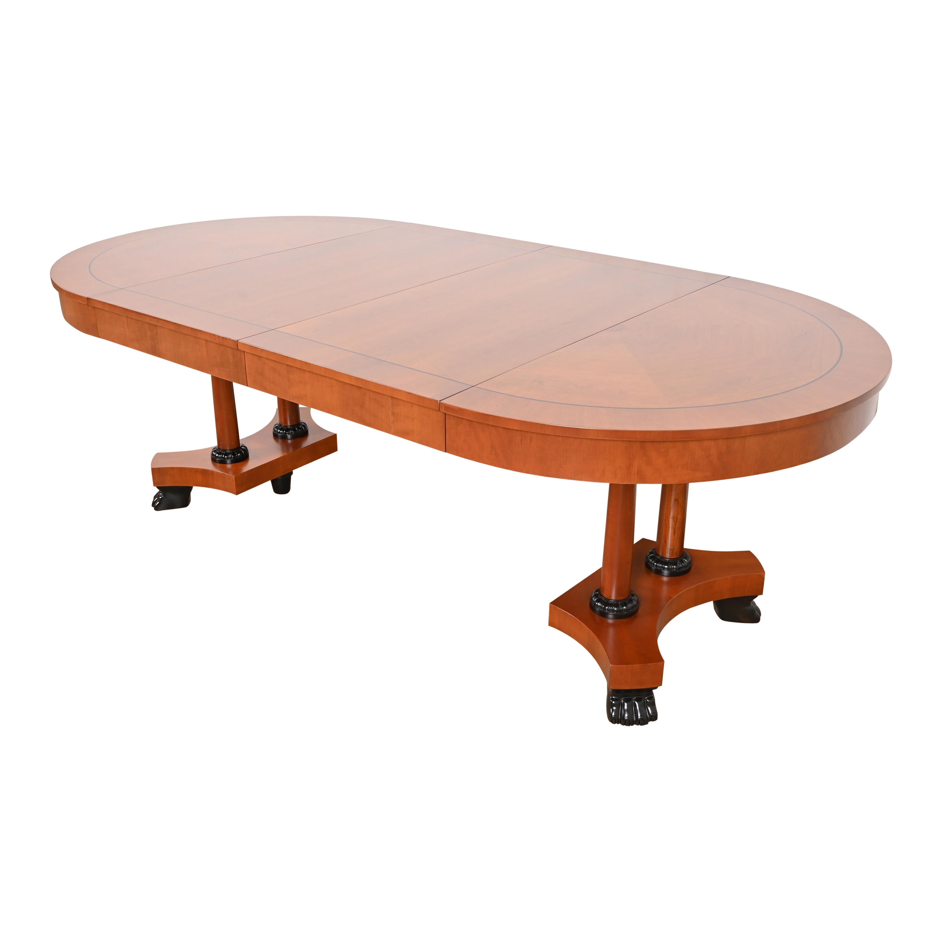 Baker Furniture Neoklassizistischer ausziehbarer Esstisch aus Kirschbaumholz mit Sockel