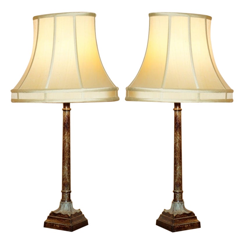 EXQUISITE PAiR OF 78CM TALL CORINTHIAN PILLAR METAL TABLE LAMPS PAINTED FINISH