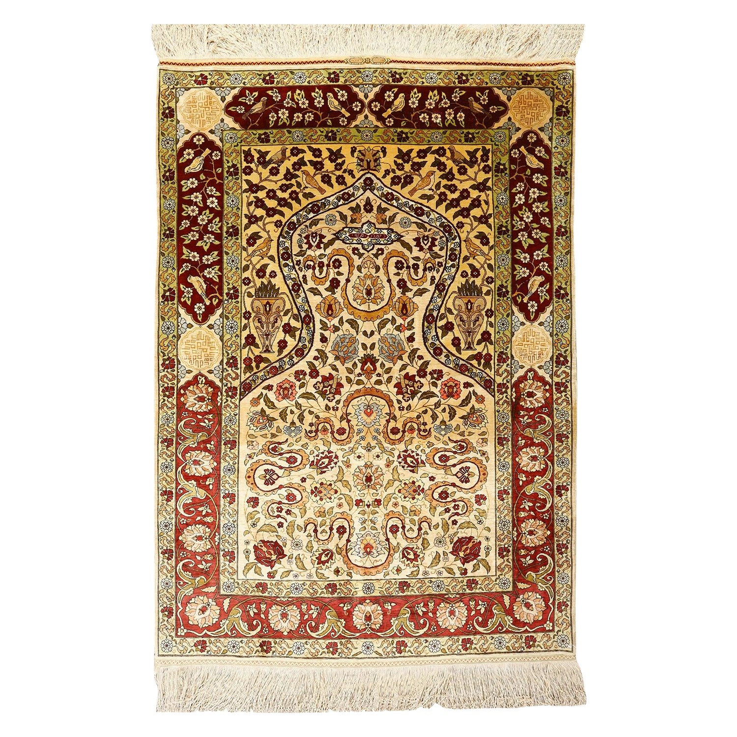 Vintage Turkish Herekeh Rug in Pure Silk - Size: 5'0x3'5