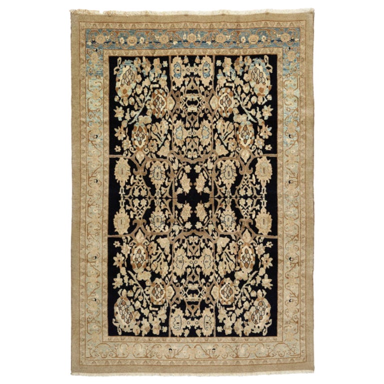 Vintage Persian Sarab Rug - Size: 10'7 X 7'