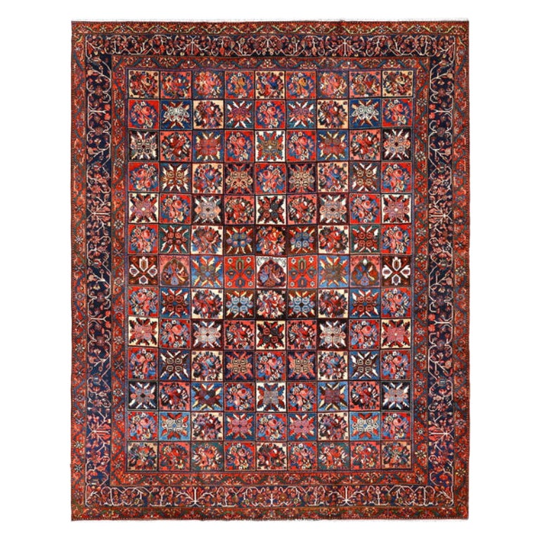 Vintage Persian Bakhtiar Rug - Size: 14'1 X 11'5