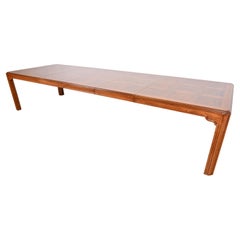 Tavolo da pranzo Drexel Heritage Mid-Century Hollywood Regency in Oak e Burl Wood