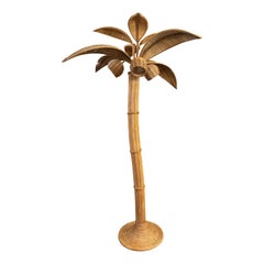 Grand lampadaire en rotin avec palmier