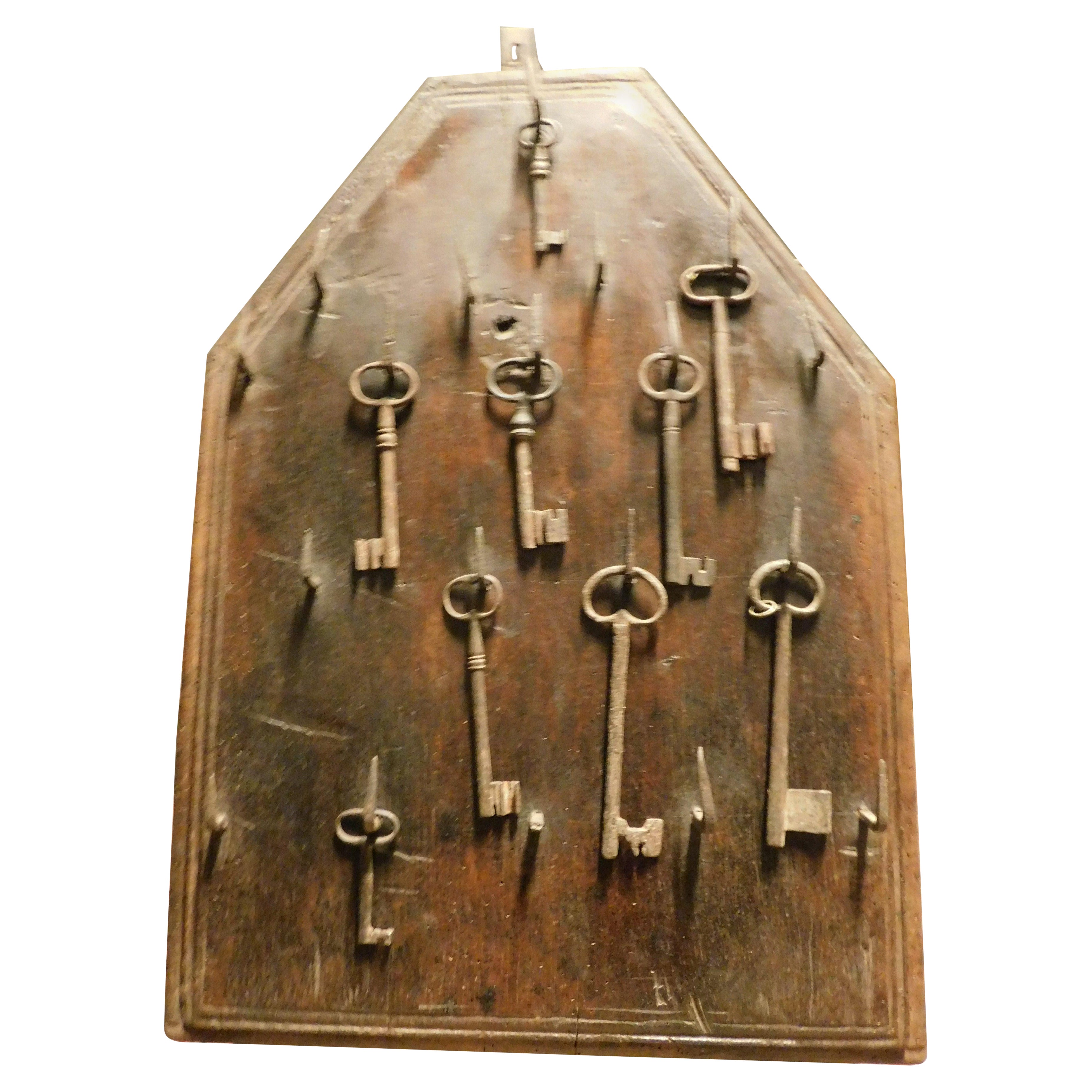 Hotel key holder in walnut wood with keys, Italy For Sale