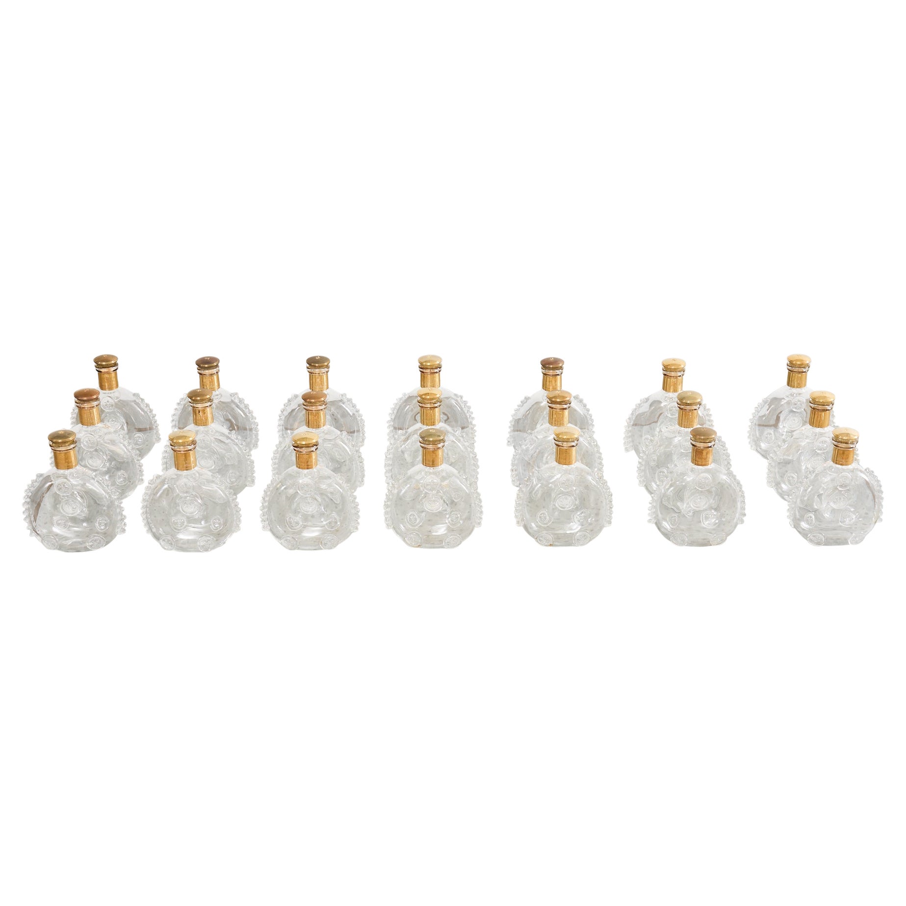 How do you identify an antique Baccarat?