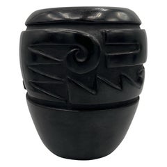 Margaret Tafoya Vase en poterie Blackware sculpté par les Amérindiens de Santa Clara