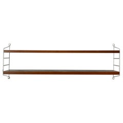 Scaffalatura scandinava a due ripiani