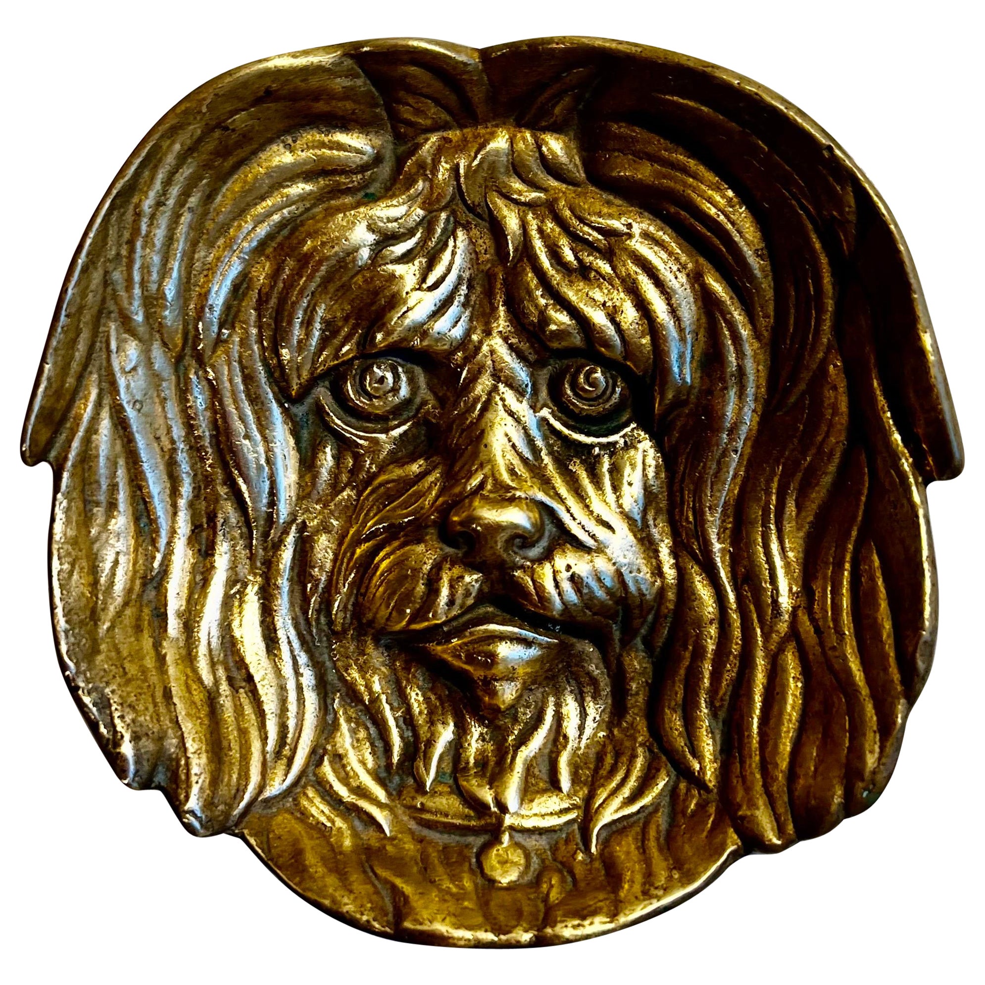 Posacenere o portacenere di piccole dimensioni in ottone fuso con cane Yorkie Maltese in vendita