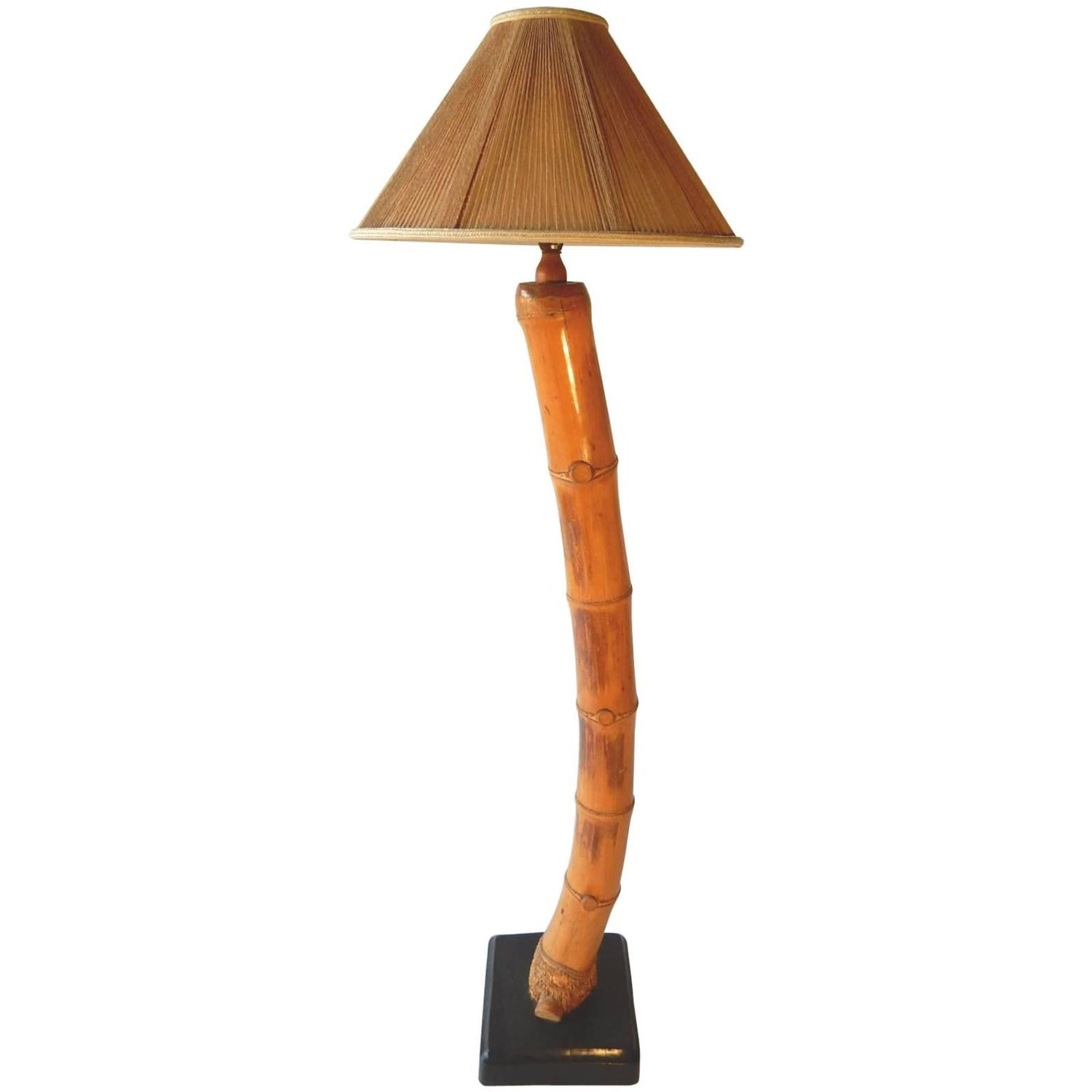 Chinoiserie Natural Bamboo Pole Floor Lamp, circa 1950s For Sale at 1stdibs