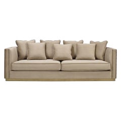 GRANT-Sofa, jetzt erhältlich
