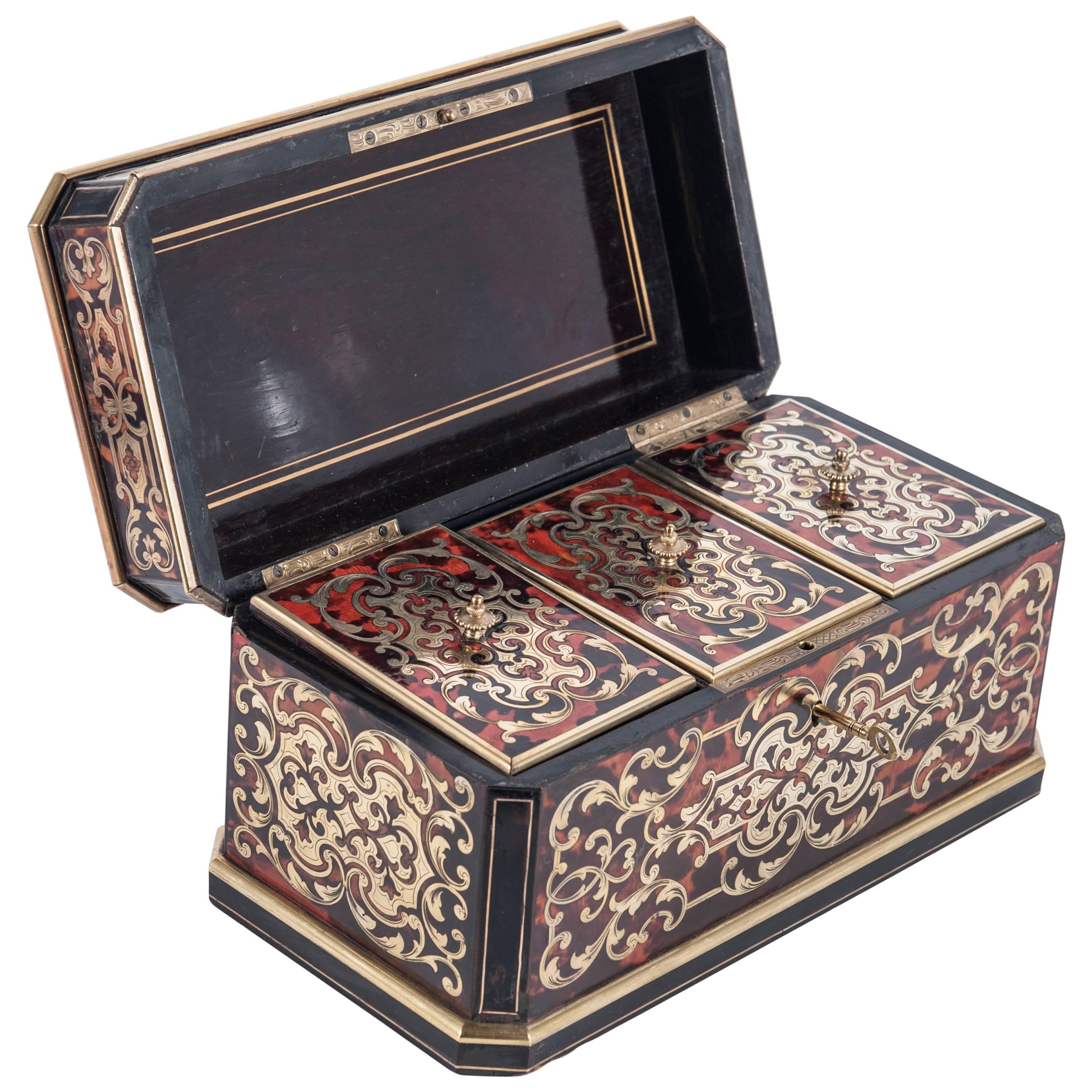 Nice Boulle Inlaid, Monogrammed Tea Caddy, French, circa 1860 For Sale