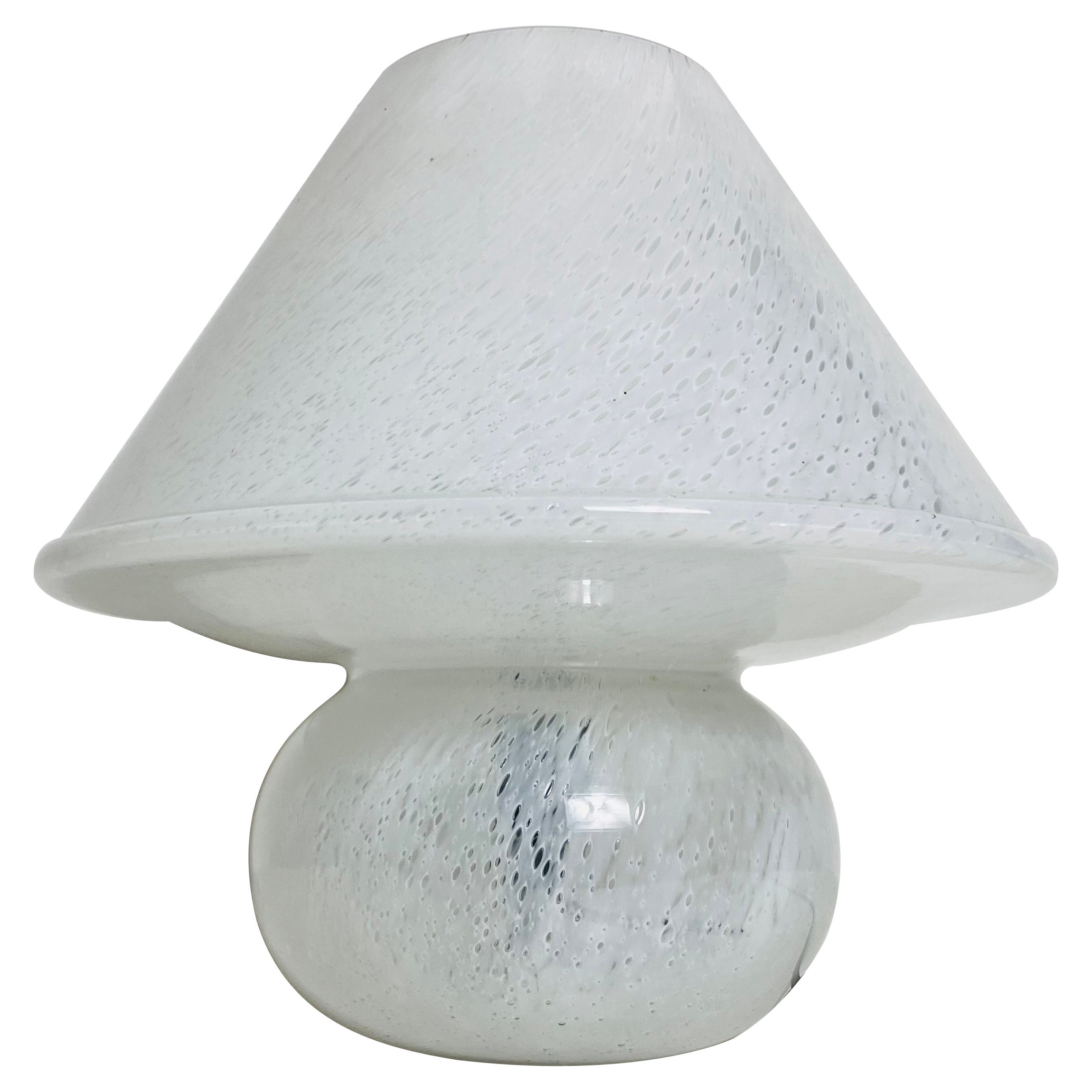 Grande lampada da tavolo a fungo in vetro di Limburg, Germania, anni '70