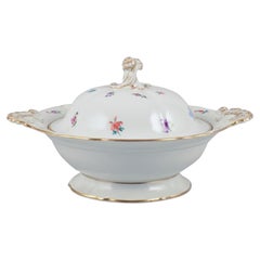 Meissen, Germany, large round lidded tureen in porcelain.
