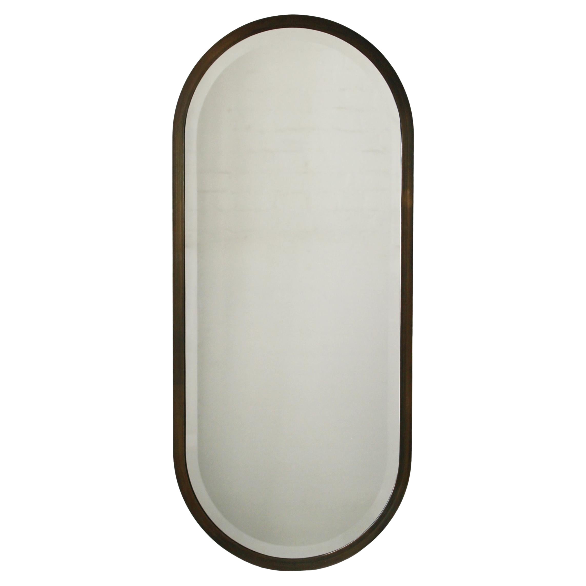 Capsula Miroir biseauté en forme de pilule avec encadrement complet en patine bronze contemporaine, XL