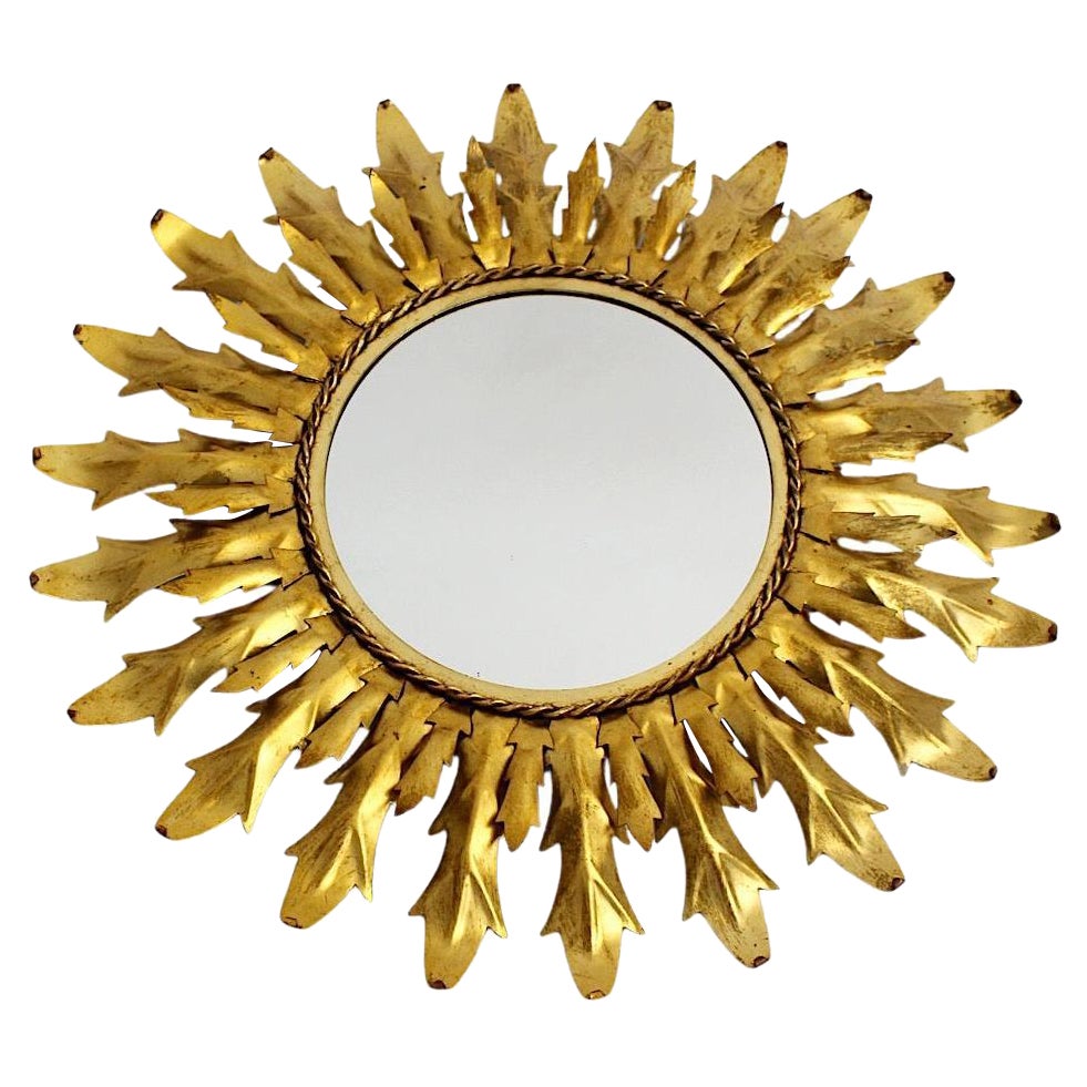 Specchio da parete in metallo dorato a raggiera del Mid Century Modern Vintage 1960 Italia