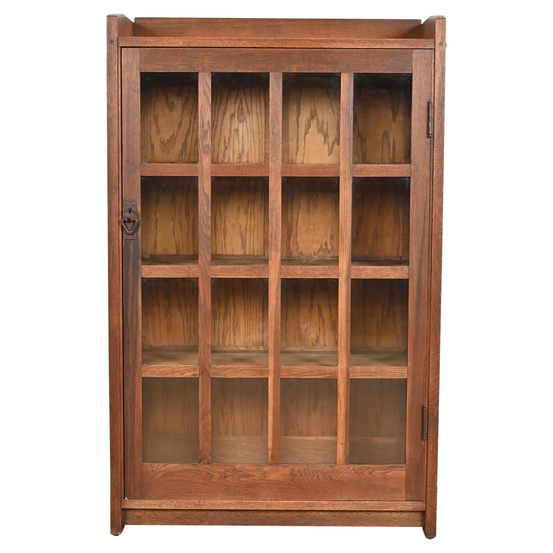 Gustav Stickley Antique Mission Oak Arts and Crafts Bookcase Cabinet, Circa 1900