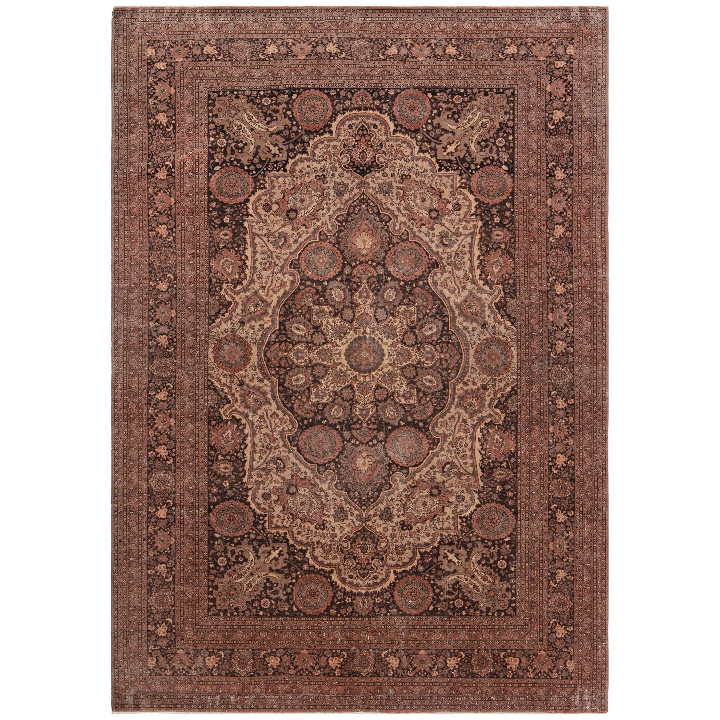 Tapis persan Tabriz ancien noué à la main Doris Leslie Blau