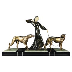Importante Escultura Criselefantina, "En Promenade", firmada Menneville