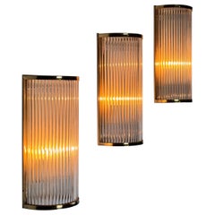 Set di tre lampade da parete in vetro di Murano e ottone in stile Art Déco di De Majo, 1970