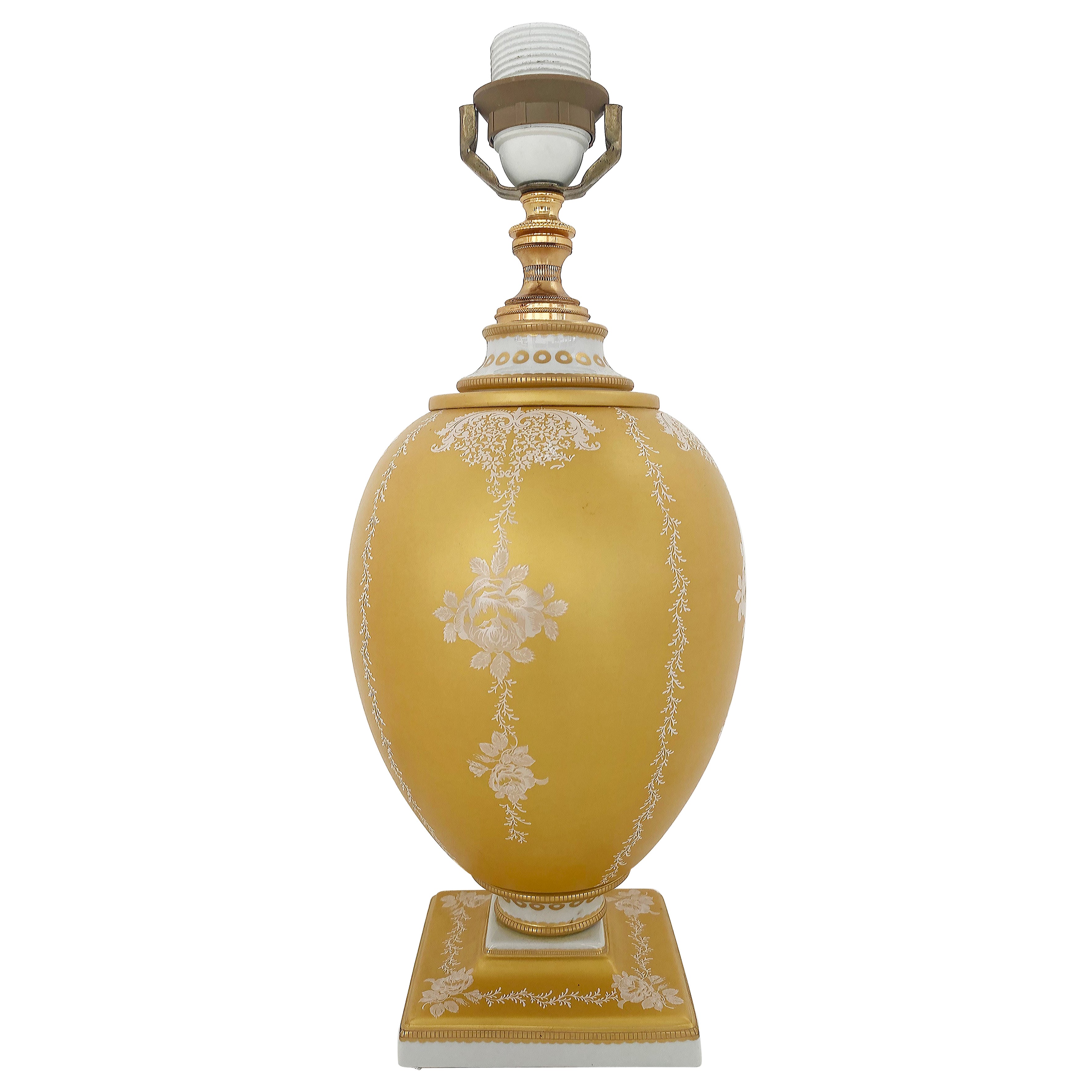 Italienische Mangani Firenze Porzellan Tischlampe mit vergoldetem Blumendekor