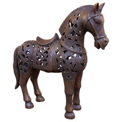 Sculpture de cheval en fer des années 1990 avec motif filigrane ornemental