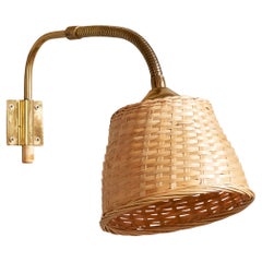 Schwedische Designerin, Wandleuchte, Messing, Rattan, 1940er Jahre