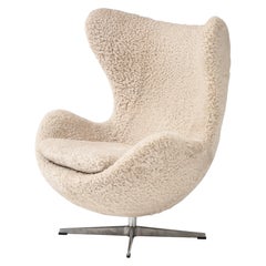 Arne Jacobson Vintage 'Egg' Chair in Shearling for Fritz Hansen
