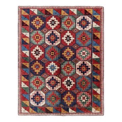 Tapis de couloir tribal turc vintage rouge avec médaillons colorés  Rug & Kilim