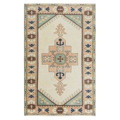Alfombra de diseño geométrico vintage de 4x6,2 pies en beige, hecha a mano en Turquía. 100% Lana