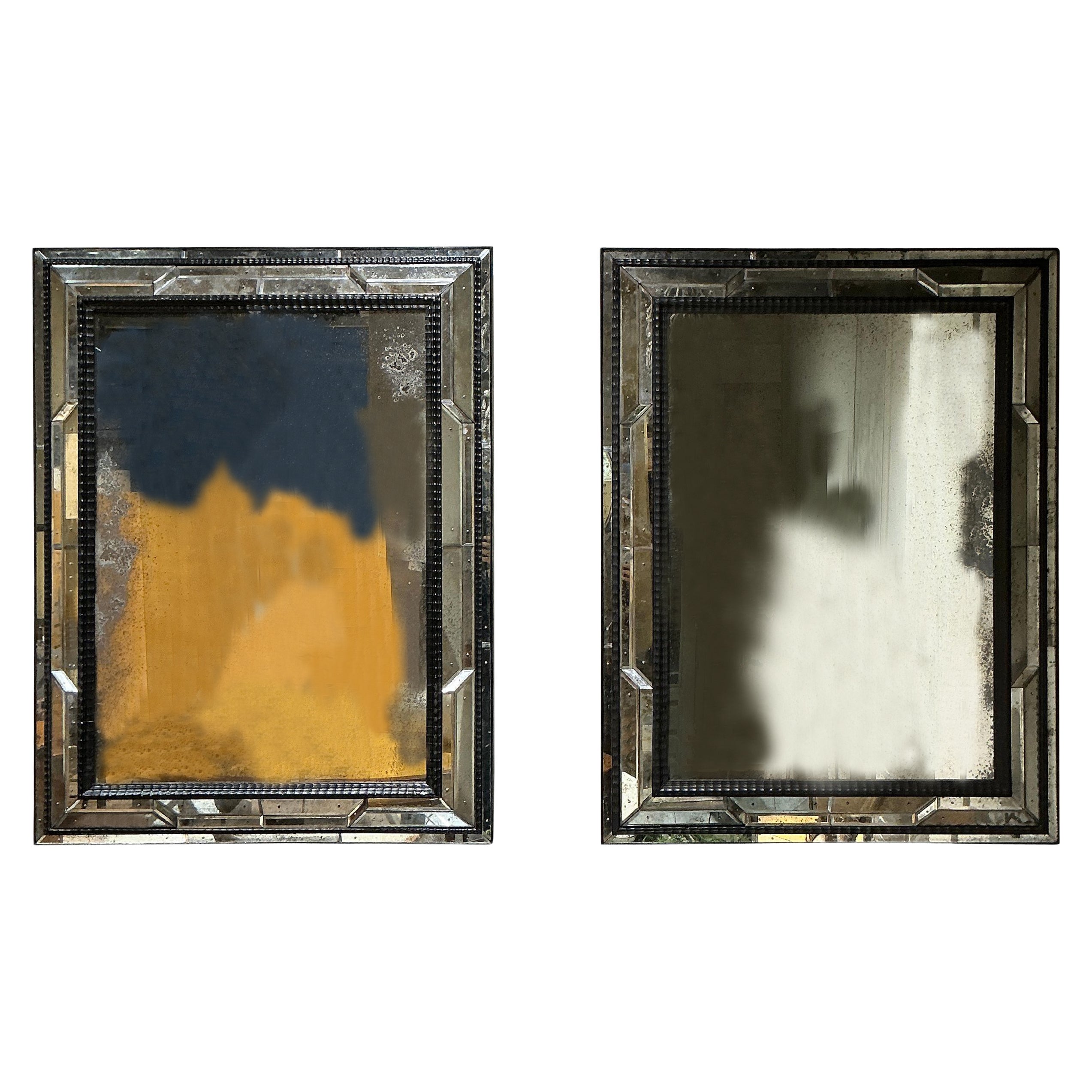 Coppia di specchi veneziani del 1960 circa