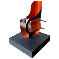 Sculpture abstraite en laiton de style The Moderns