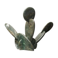 Sculpture de poire « Prickless Pear » par ON.ENTROPY