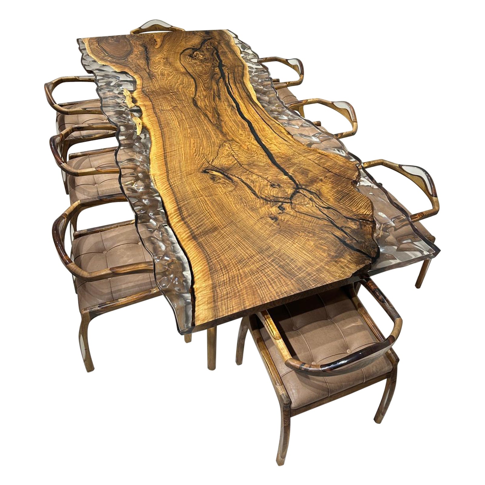 Ultra Clear Wavy Epoxy Resin Dining Table - Epoxy Resin And Wood Table