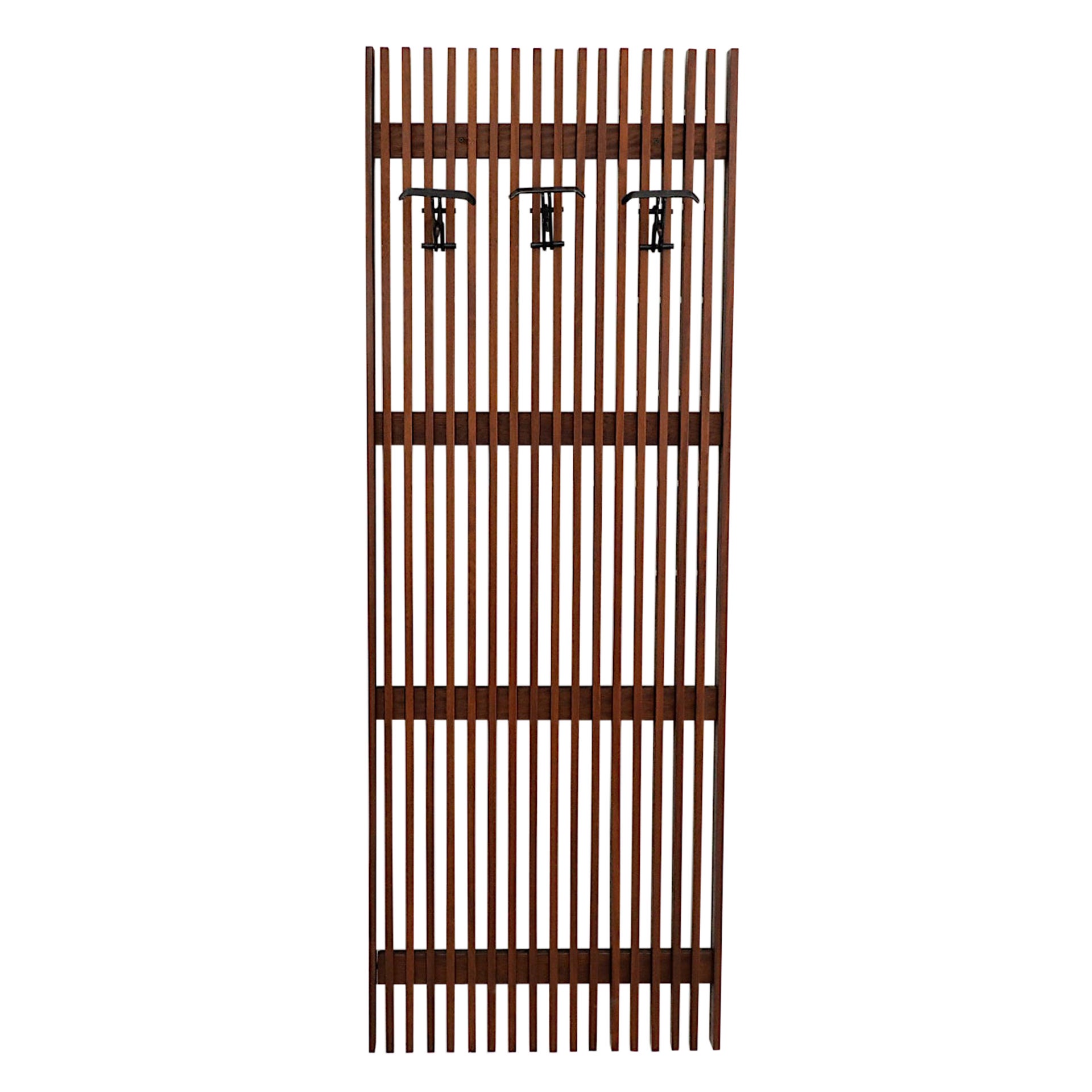 Perchero de pared extra grande y pesado de listones de teca italiana en venta