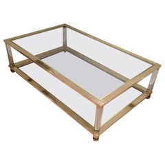 Grande table basse en lucite et laiton. Travail français. Circa 1970