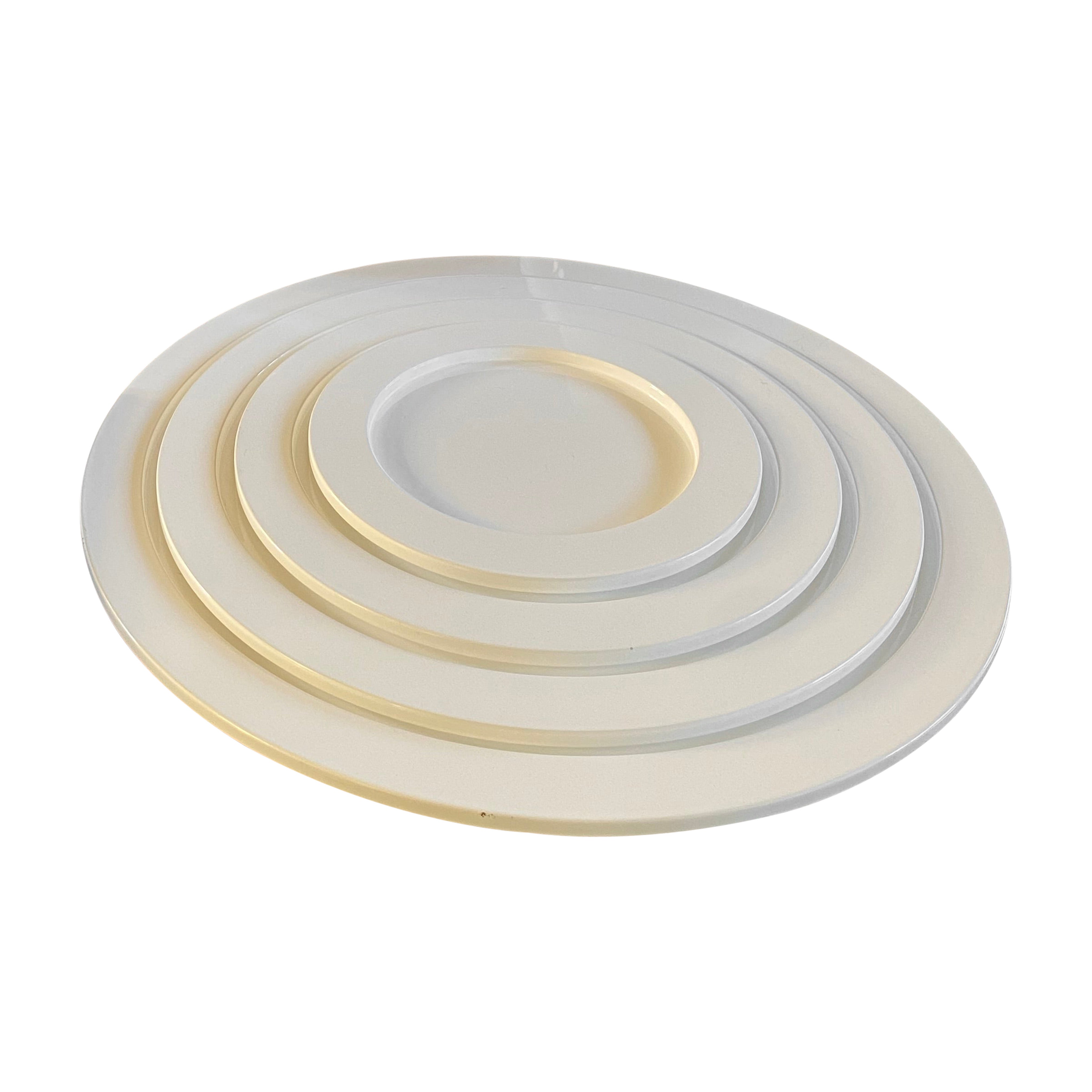 Gran centro de mesa blanco apilado bandejas de plástico blanco, Italia años 70 en venta