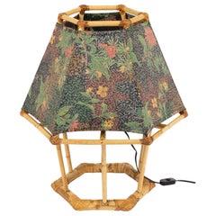 Lampada da tavolo del Medioevo in rattan e bambù in stile Louis Sognot, Italia anni '70