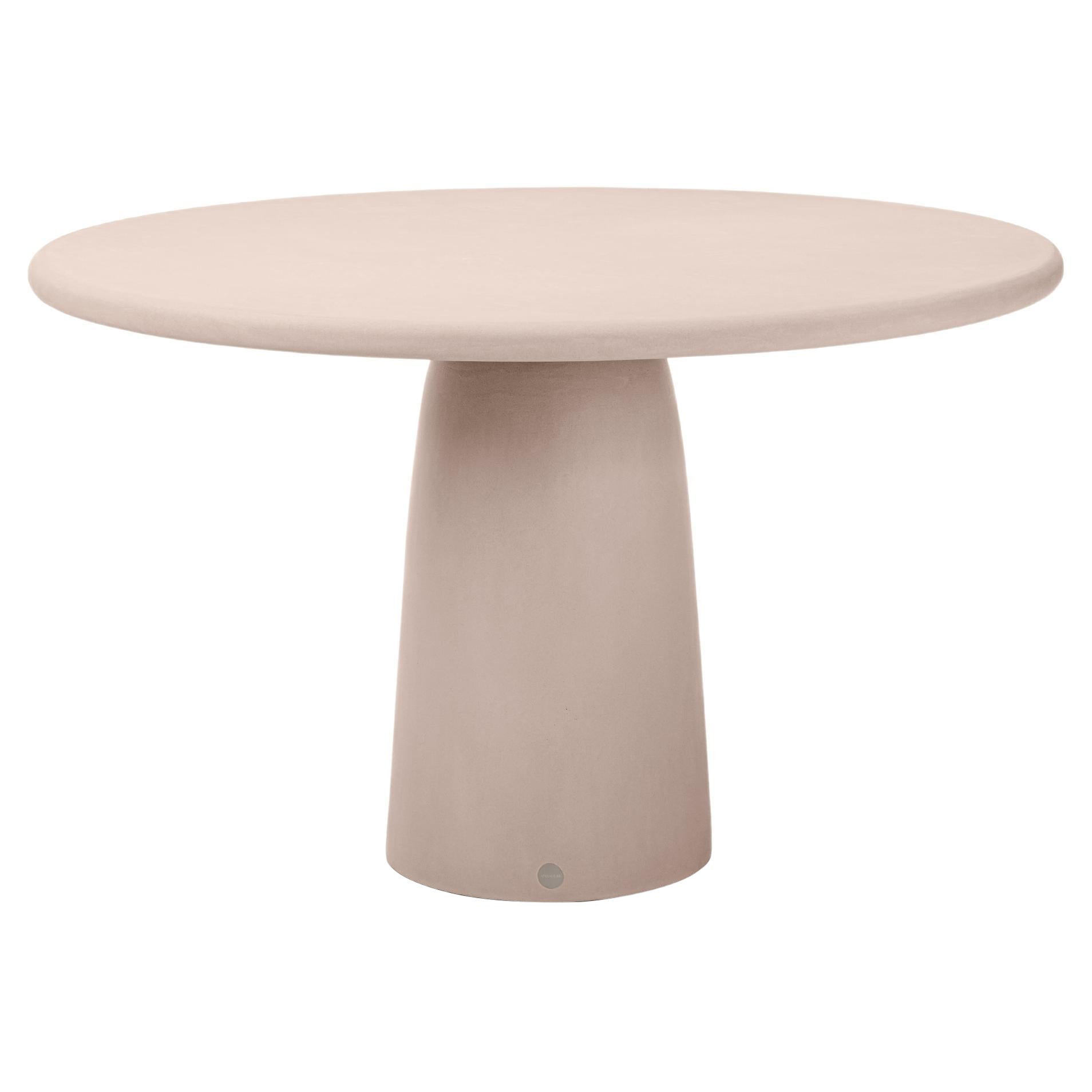 Mesa redonda contemporánea de yeso natural "Menhir" 160cm by Isabelle Beaumont